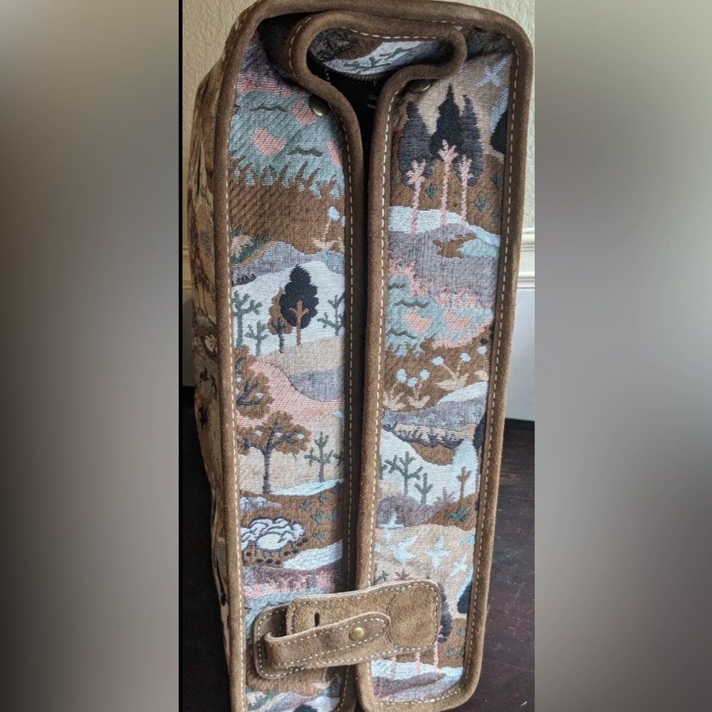 Vintage French Luggage Countryside Unicorn Hanging Garment Bag with cover - Picture 8 of 8